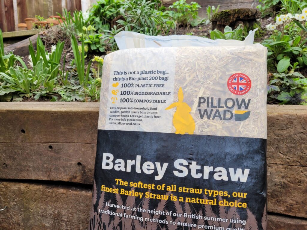 Straw 3kg bale