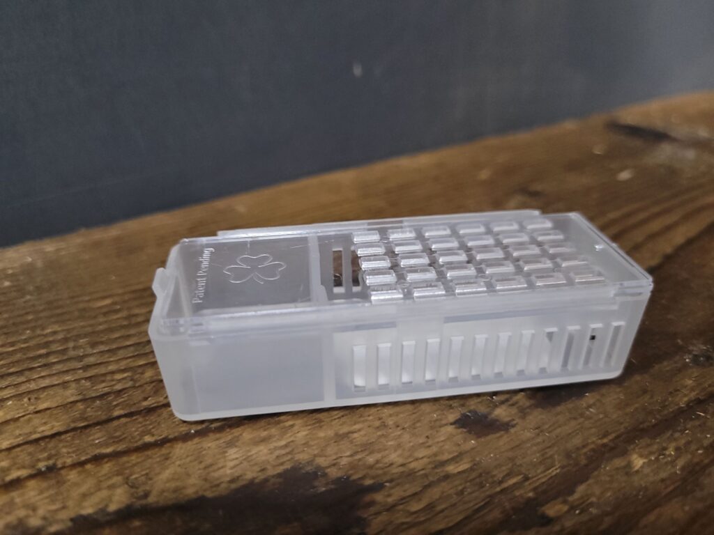 plastic queen introduction cage