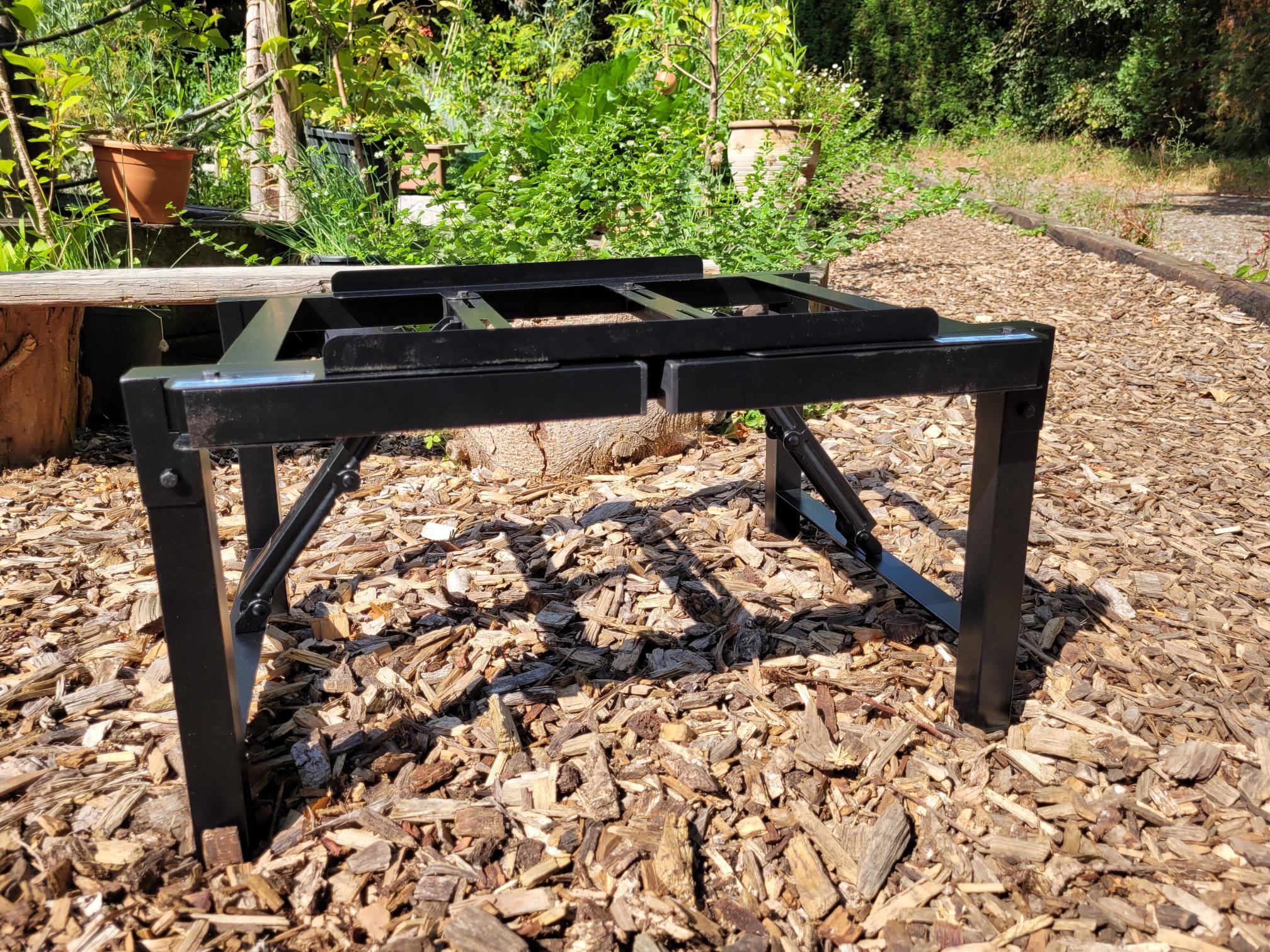 Hive stand - Metal - Image 2